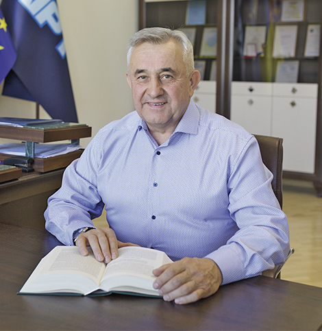 Петро Пешко