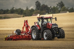 Case IH Optum 440 став «Сільськогосподарською машиною року» у середньо-великому класі