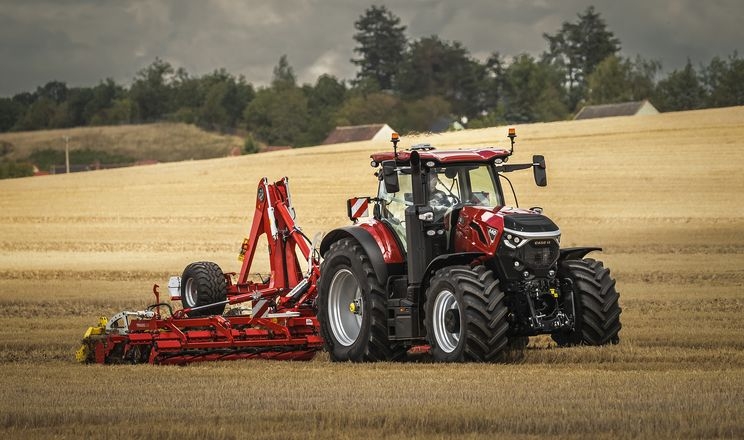 Case IH Optum 440 став «Сільськогосподарською машиною року» у середньо-великому класі