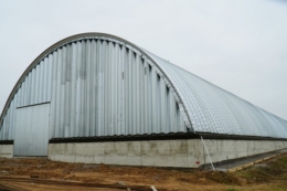 У ТДВ «Чорноморець» добудовують безкаркасний арковий ангар для зберігання зерна