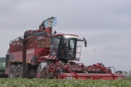 Holmer встановив світовий рекорд у збиранні цукрових буряків