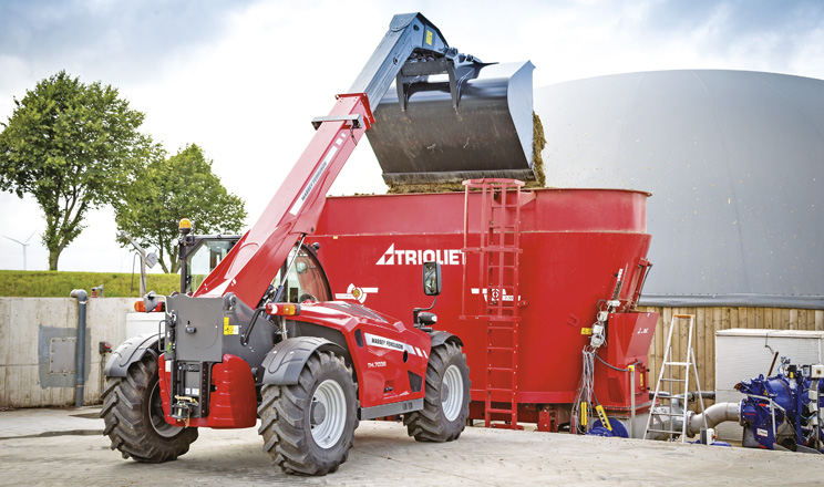 Навантажувач Massey Ferguson TH 7038 забезпечує якісне виконання різних видів вантажних робіт