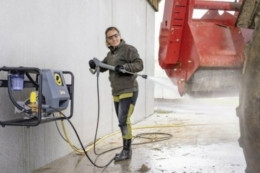 Kärcher випускає серію стаціонарних мийок для сільгосптехніки