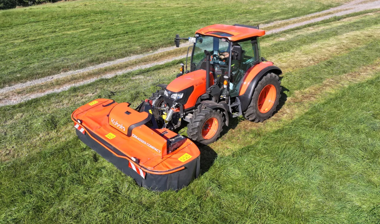 Kubota випустила легку косарку зі шнеком для малопотужних тракторів