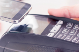 Уряд відтермінував обов’язкове використання POS-терміналів для малого бізнесу