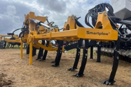 AGRISEM представив комбінований глибокорозпушувач Smartplow Combi