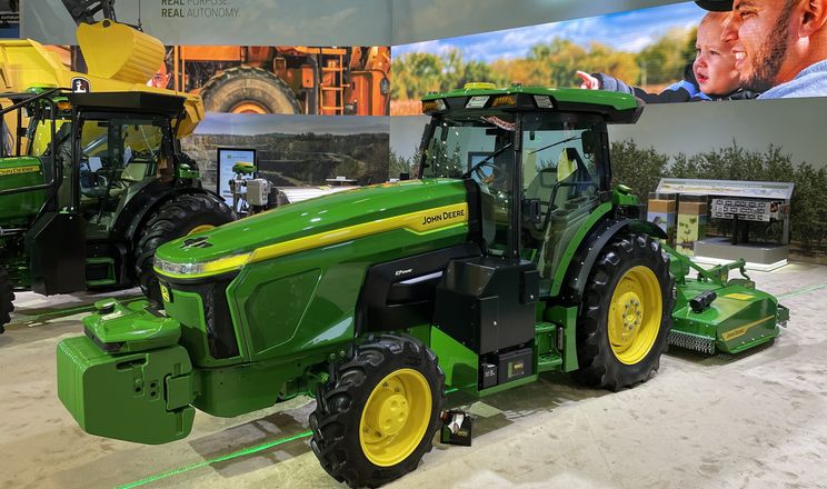 John Deere випустить електричний трактор E-Power у 2027 році