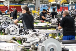 Промислове виробництво в Німеччині несподівано зросло