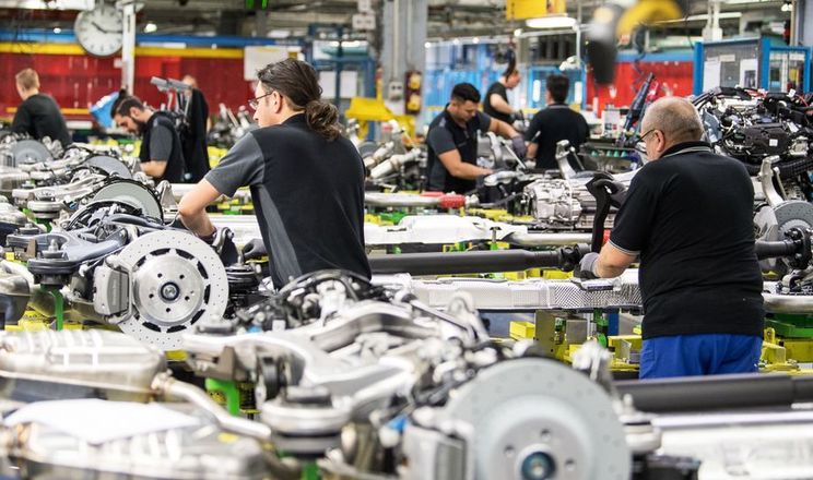 Промислове виробництво в Німеччині несподівано зросло