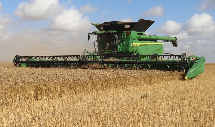 John Deere удосконалив автоматизацію комбайнів серій X9 та S7