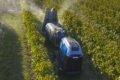New Holland представила автономного робота R4 для садів та виноградників