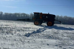 Стерня на полях сприяє снігозатриманню і збереженню вологи – досвід