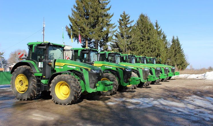 «Агрейн» оновив парк сільгосптехніки новими тракторами John Deere