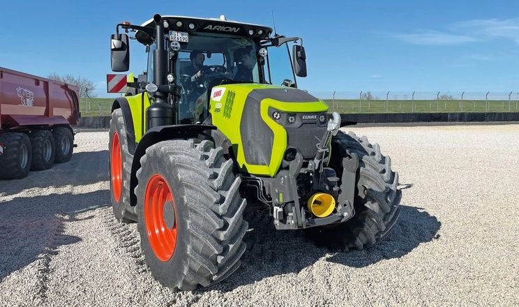 Claas розширює лінійку тракторів Arion 6 новими моделями 6.140 та 6.160