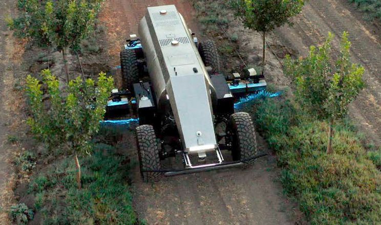 GUSS презентував свій перший електричний автономний обприскувач