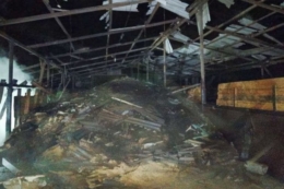 На Харківщині російський БпЛА вдарив по складу з соняшником