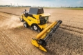 New Holland оновлює зернозбиральні комбайни CX7 та CX8