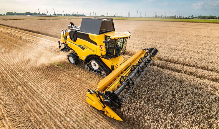 New Holland оновлює зернозбиральні комбайни CX7 та CX8