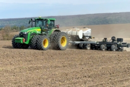 Сівба сої й кукурудзи в Західному Хабі МХП стартувала в оптимальні строки