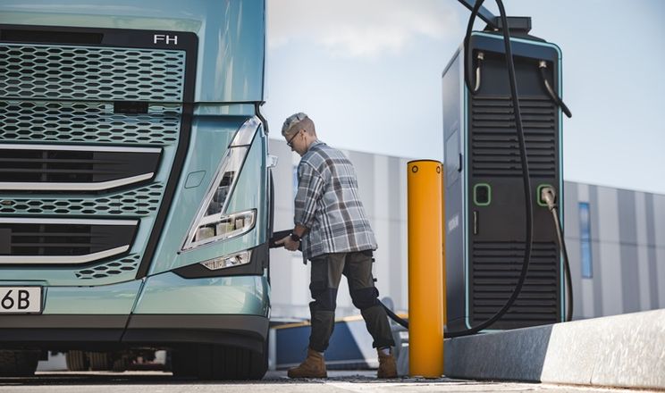 Volvo представляє нові вантажівки із запасом ходу до 700 км