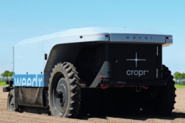 Компанія Cropr представила автономний лазерний прополювач