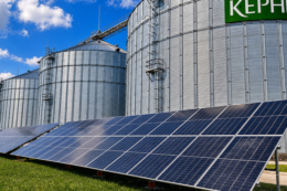 Kernel встановлює сонячні електростанції на елеваторах