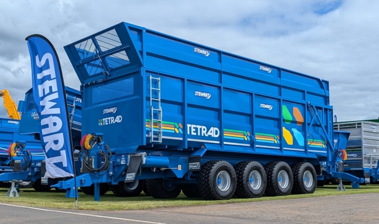 Stewart Trailers представила 35-тонний чотиривісний причіп