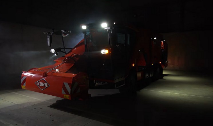 Kuhn анонсує нову серію самохідних кормозмішувачів