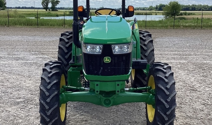 John Deere 5E отримала опцію гідростатичної трансмісії eHydro