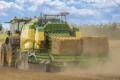 Довший канал пресування допомагає формувати важчі тюки
