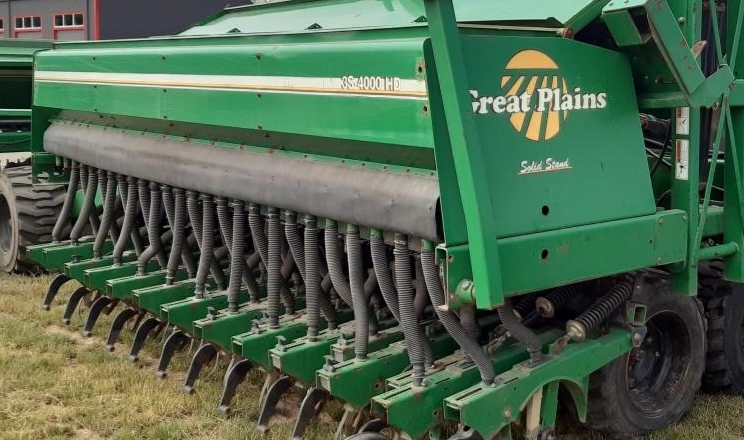 На сівалки Great Plains встановили обладнання для внесення рідких добрив