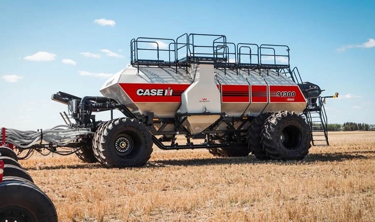 CNH розширить лінійку пневматичних сівалок завдяки партнерству з Bourgault