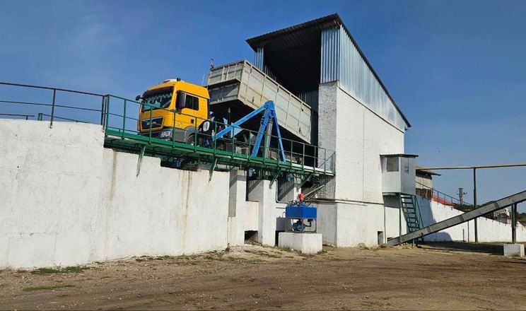 Елеватори Tekom Agro Group продовжують приймання соняшнику