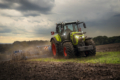 Claas оновила серію тракторів Axion 8
