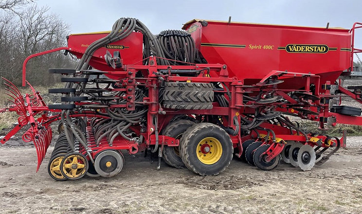 Väderstad Spirit 400C забезпечує точне розміщення насіння