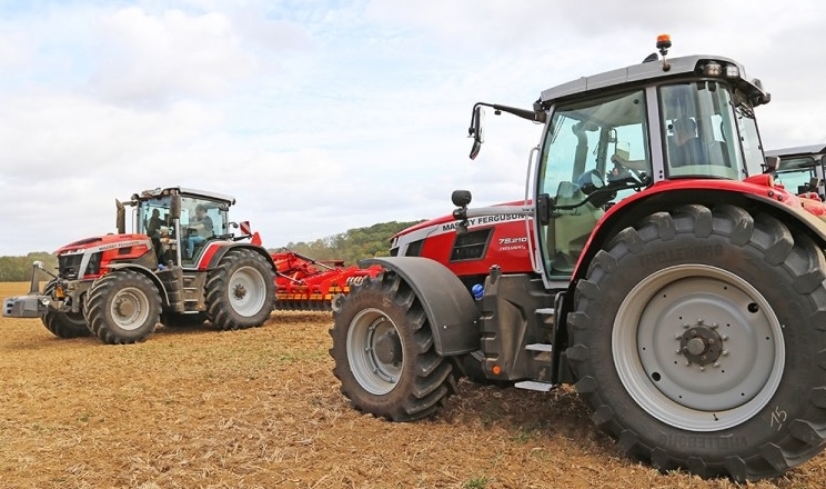 Massey Ferguson посилив 7S