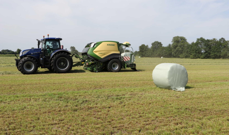KRONE CombiPack HDP підвищив щільність пресування зеленої маси на 15%