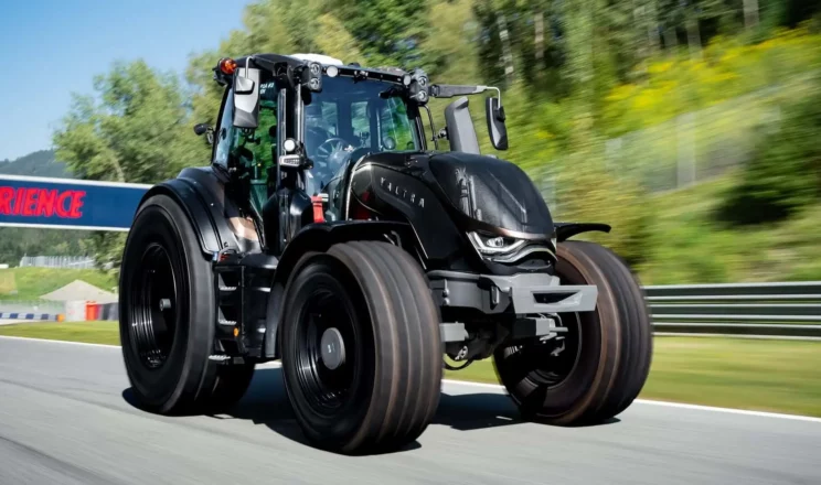 Трактор Valtra T236 подолав коло Red Bull Ring за 3 хвилини 36 секунд